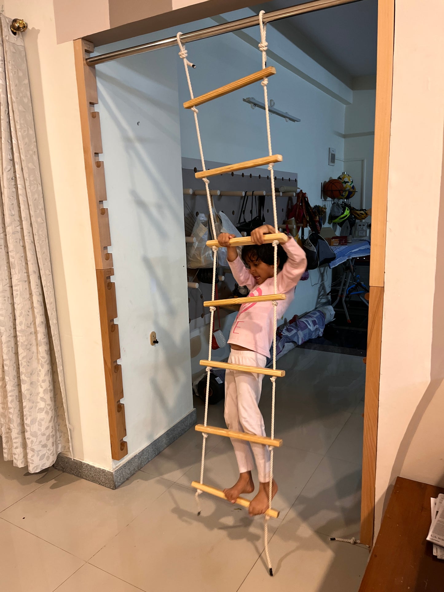 Wobble Ladder for kids