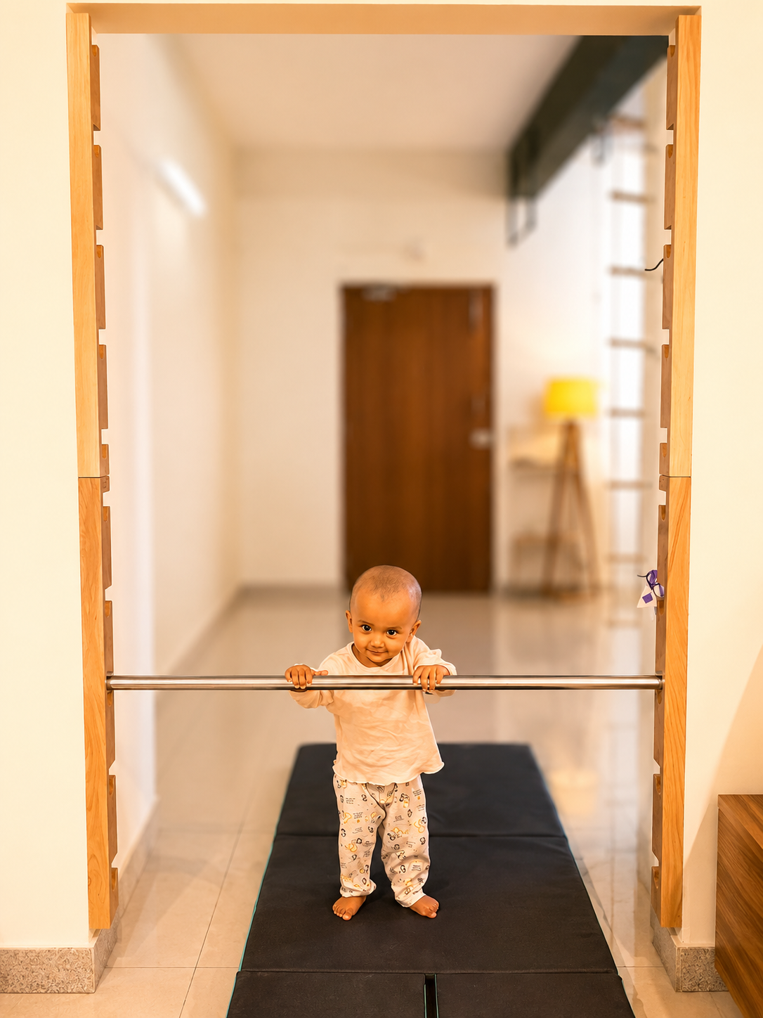 Doorway Jungle Gym Hanging Pull Up Bar – Kids & Adults